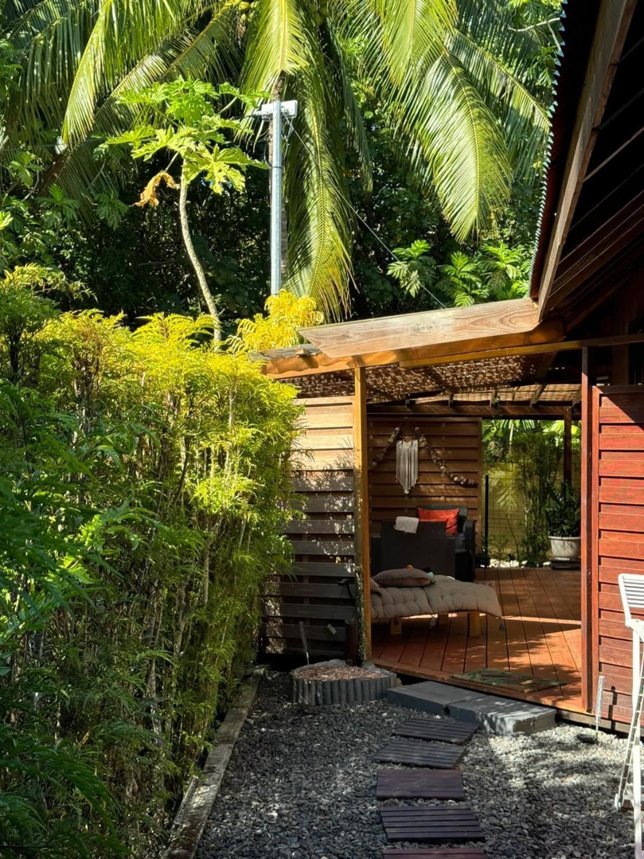 Faaora Lodge, Little Paradise Haapiti Esterno foto
